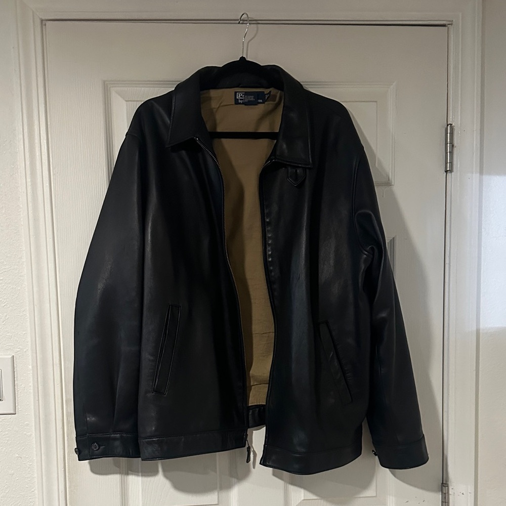 Ralph Lauren Polo Men's Black Leather Jacket in XL. Nearly perfect condition.